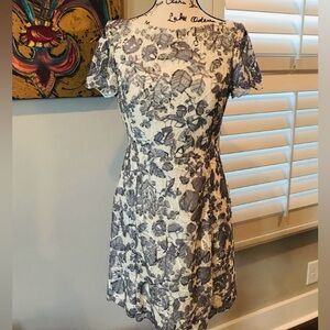 🩶EUC!!! Tory Burch Lace Dress